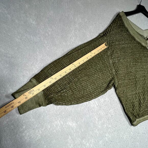 We The Free South Side Thermal Top Womens Small Olive Green V-neck Dolman Sleeve - Picture 8 of 13